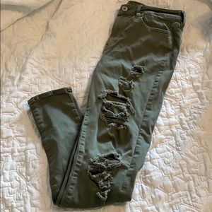 American Eagle Olive Destroyed High Rise Jegging